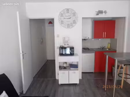 arcachon centre – studio meublé – balcon sud – cave - location a l'annee
