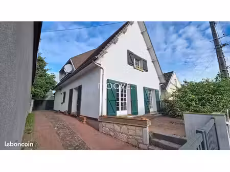 maison 3 pièces 141 m²