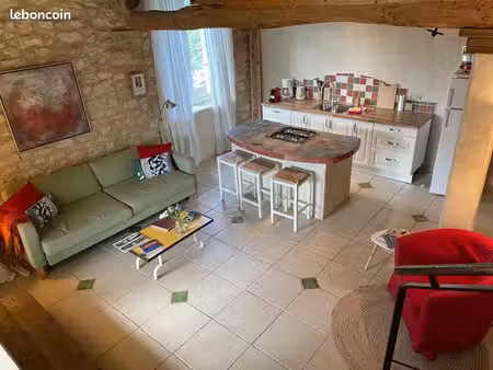 a louer studio meublé