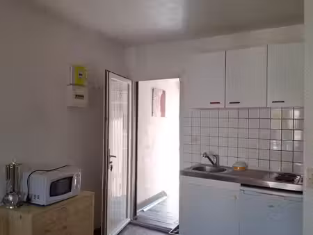 à louer studio