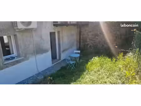 t2 meublé avec jardin