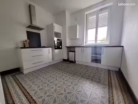 appartement 97 m² louvroil