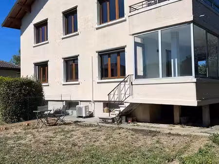 t4 dans maison – 84 m2 (puy saint-martin)