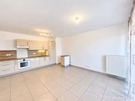 appartement 3 pièces 60 m²