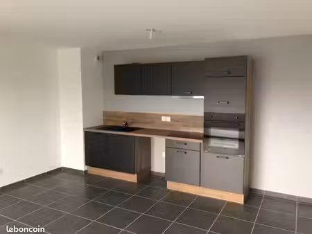 location t3 - 66 m2 - balcon 9m2 - garage double - résidence vertiges - vetraz monthoux