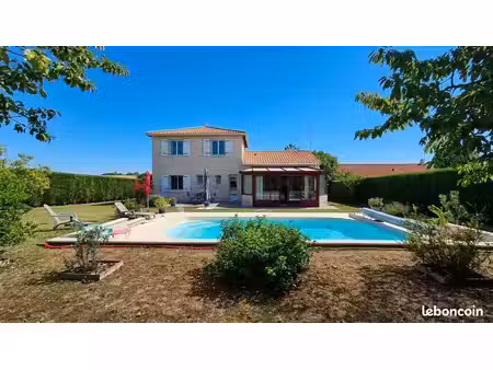 pavillon 5 pièces 137 m²