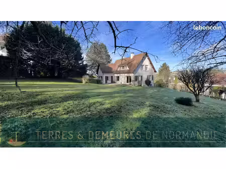 maison 9 pièces 197 m²