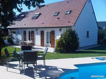 maison 6 pièces avec piscine chauffée