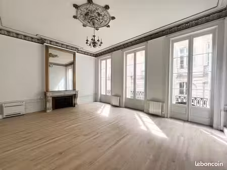 bureaux 104 m² bordeaux