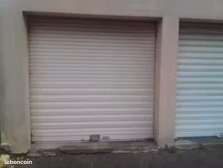 garage box 12 m2 location parking
