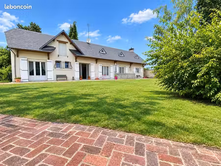 propriété 5 pièces 158 m²