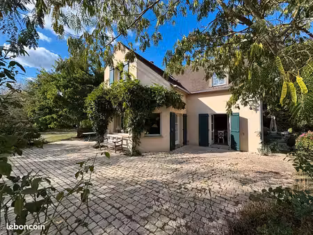 maison 14 pièces 228 m²