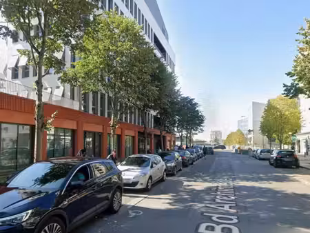 local commercial 150 m²