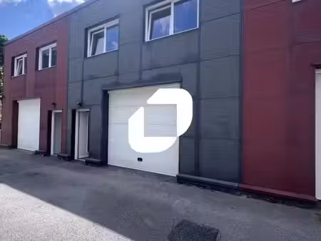 local d'activité 120 m²