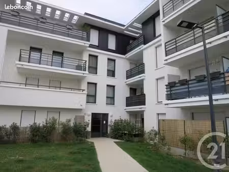 studio 1 pièce 18 m²