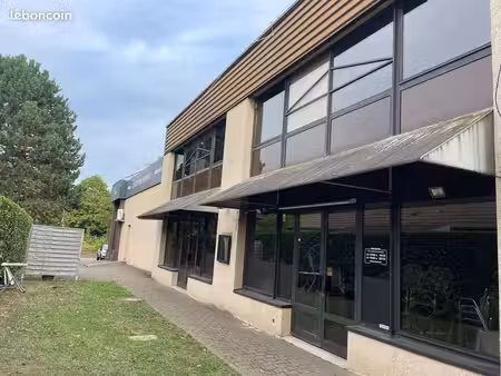 ensemble commercial 400 m² – restauration / enseigne nationale – voisins-le-bretonneux / s