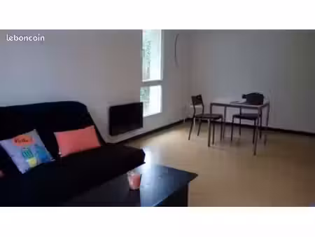 t2 quartier st maurice- ideal etudiant