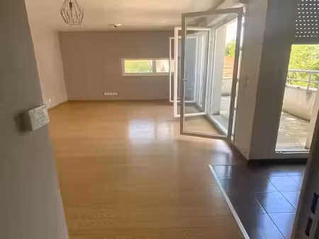 appartement 3 pièces 74 m²