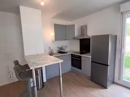 appartement t2 charmant et idéalement situé au cœur du mée-sur-seine