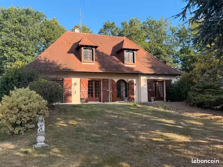 limoges nord-belle maison traditionnelle sur parc arboré de 1700 m2