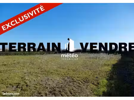 terrain 667 m² saint benoist sur mer