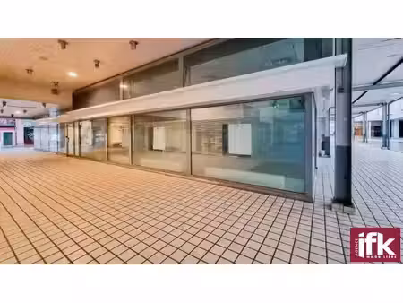 local commercial à louer
