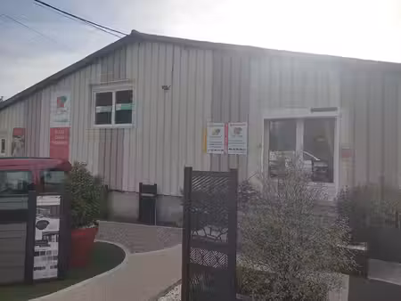 local commercial à vendre