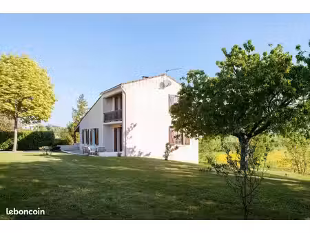 maison individuelle  vendée sud  115 m2  6 pièces