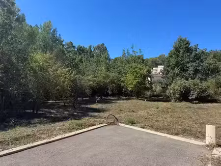 vente terrain 600 m² à gréasque (13850)  285 000 €