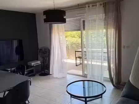 location appartement 2 pièces 44 m² à montpellier (34000)  915 €
