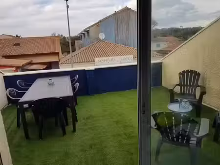 location meublée appartement 4 pièces 55 m² à hourtin (33990)  750 €