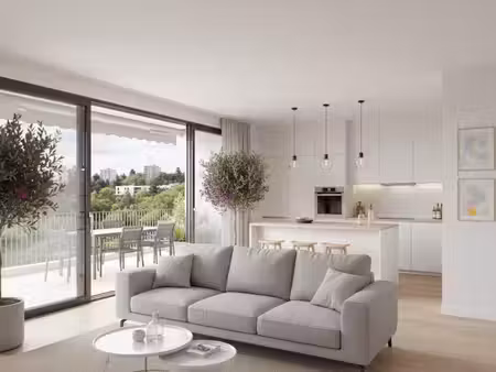3 pièces avec terrasse et parking en étage élevé
