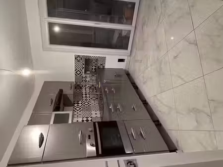 location appartement 3 pièces 60 m² à thonon-les-bains (74200)  1 000 €