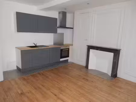 location appartement 2 pièces 35 m² à paris 4ème (75004)  1 400 €