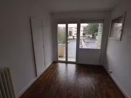 location appartement 4 pièces à saint-lô (50000) : à louer 4 pièces / 70m² saint-lô