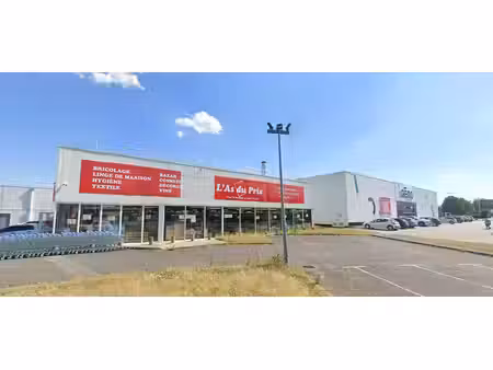location commerce evreux 27000 1464m²