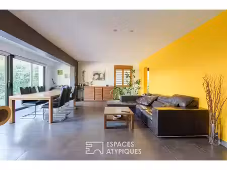 maison des années 80 rénovée et son jardin