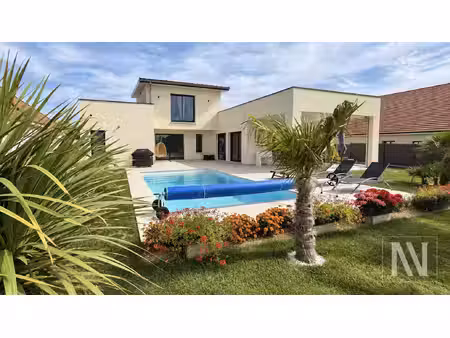 villa contemporaine d'exception à creney-près-troyes