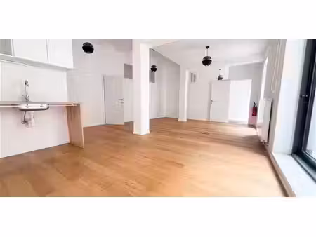 bureau à vendre à saint-gilles pour € 269.000