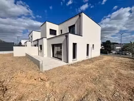 vente maison à trélazé (49800) : à vendre / 111m² trélazé