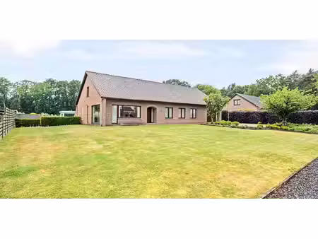 villa à vendre à balen pour € 549.000 avec 3 chambres à coucher