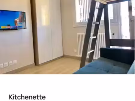 loue studio 18m2 - annecy centre - refait a neuf