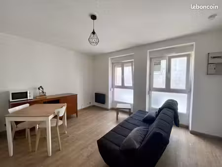 studio 1 pièce 19 m²