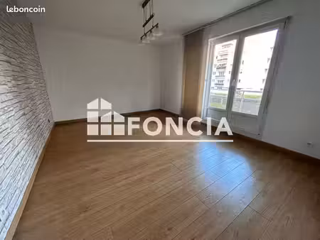 appartement 2 pièces 52m² à louer 680 - colmar 68000