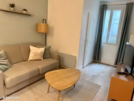 studio meublé 21 5 m² – paris 9ᵉ – disponible octobre 2026