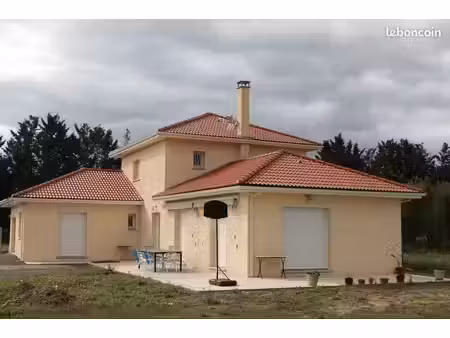 cherche maison ou appartement
