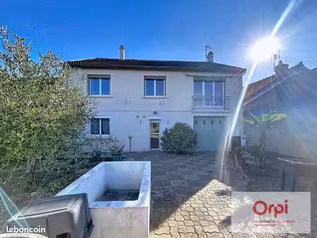 maison 5 pièces 142 m²