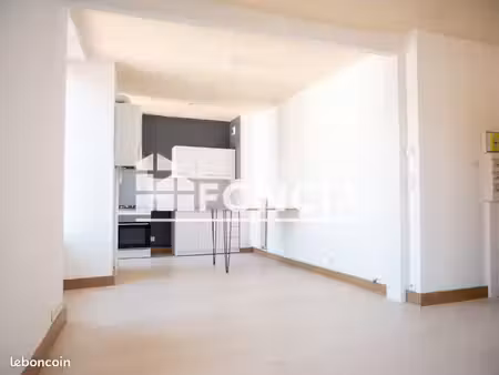 appartement 4 pièces 75.69m² à louer 470 - luxueil les bains 70300