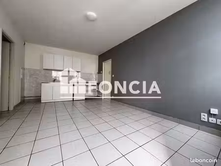 appartement 2 pièces 41.64m² à louer 550 - besancon 25000