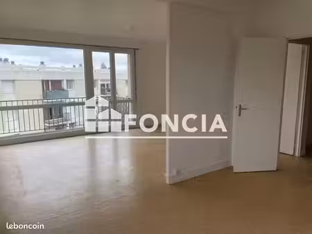 appartement 4 pièces 86.89m² à louer 817.67 - caen 14000
